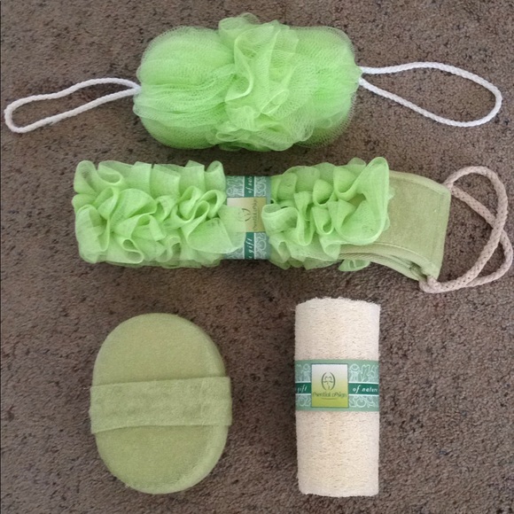 Essential Design Bath & Body Essential Design Bath Gift Set 4 Piece